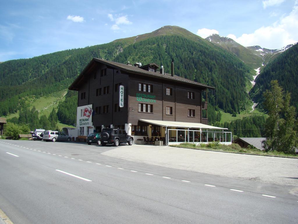 Hotel Weisshorn Goms ภายนอก รูปภาพ