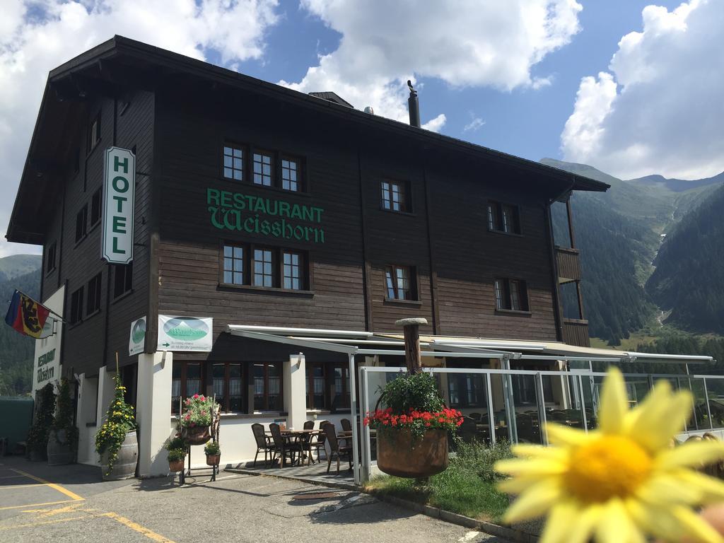 Hotel Weisshorn Goms ภายนอก รูปภาพ